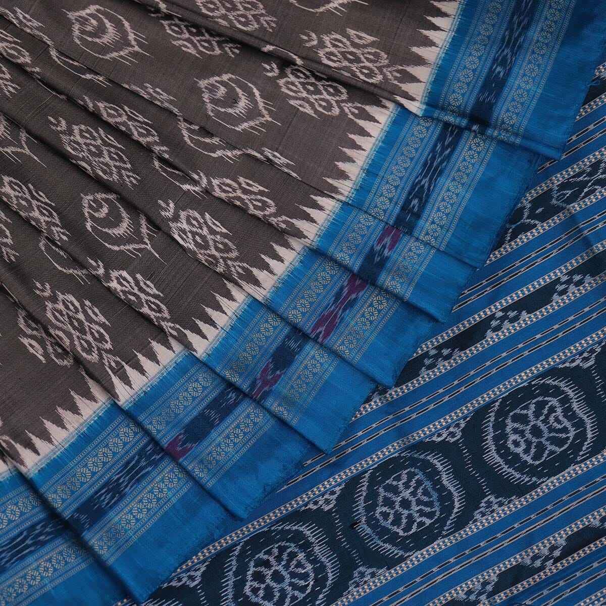 Handloom Grey Sambalpuri Silk Saree with Blue border