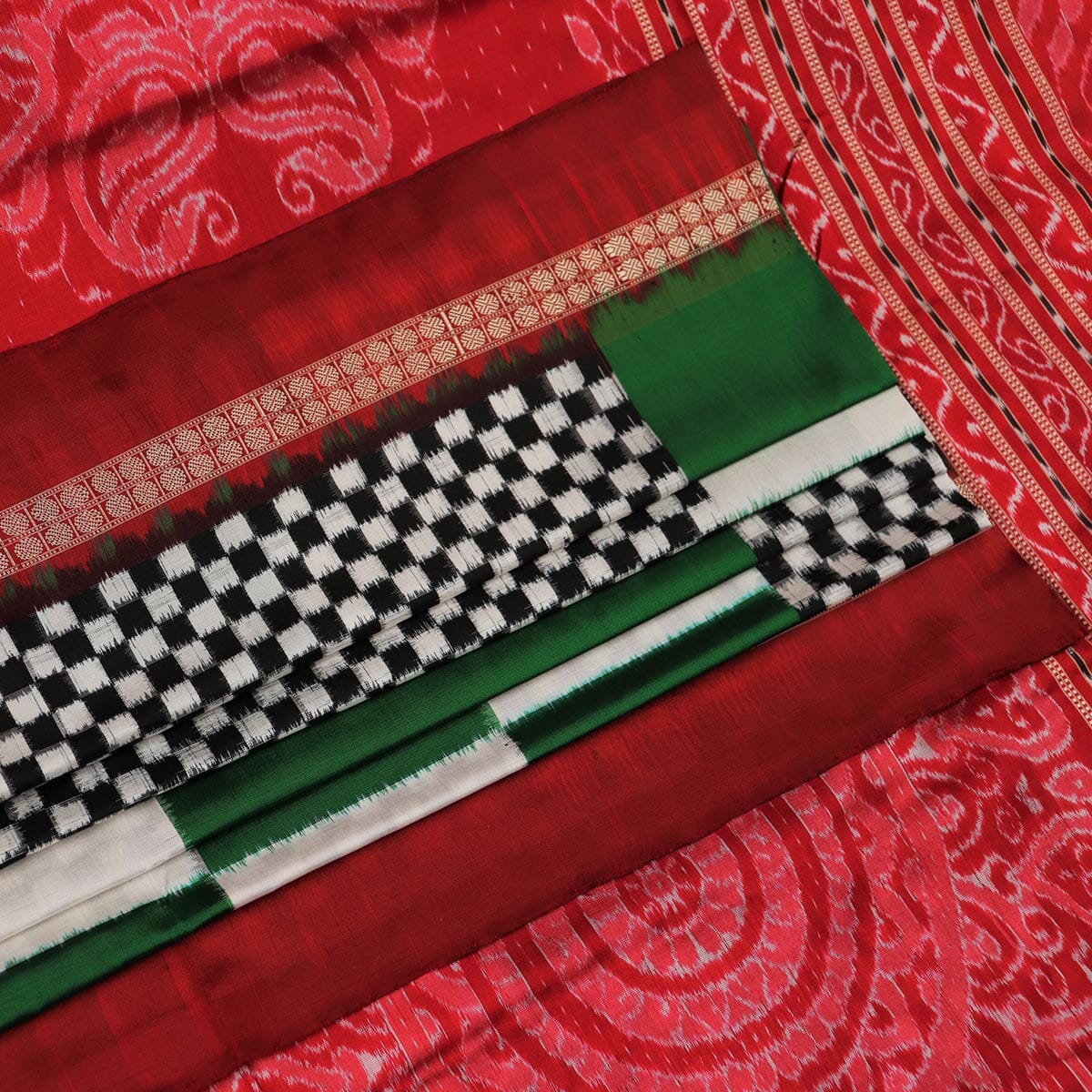 Handloom Sambalpuri Ikkat Silk Saree Handloom Saree_Sambalpuri Silk Priyadarshini Handloom 
