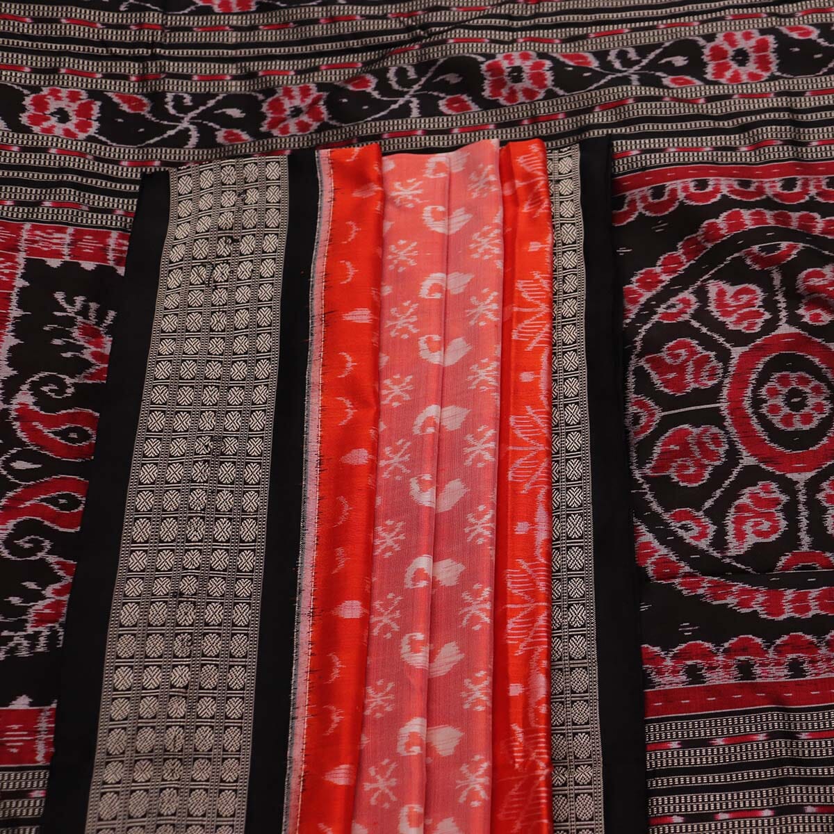 Handloom Sambalpuri Ikkat Silk Saree Handloom Saree_Sambalpuri Silk Priyadarshini Handloom 