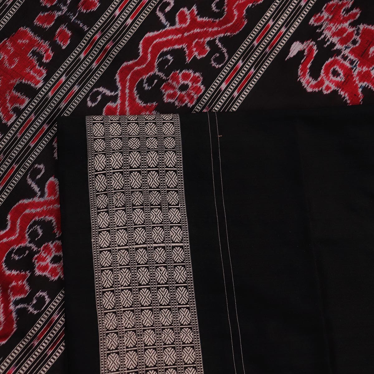 Handloom Sambalpuri Ikkat Silk Saree Handloom Saree_Sambalpuri Silk Priyadarshini Handloom 