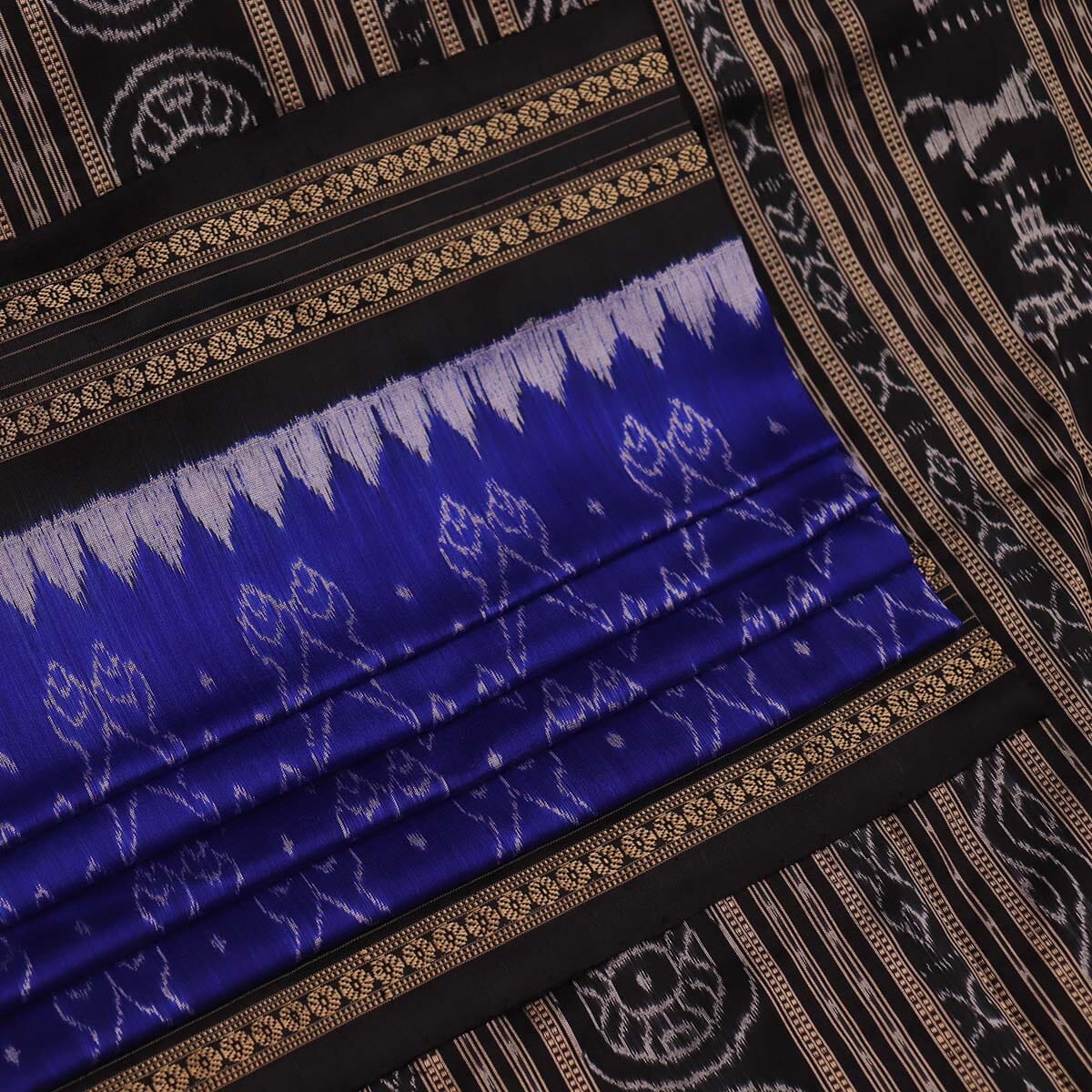 Handloom Sambalpuri Ikkat Silk Saree Handloom Saree_Sambalpuri Silk Priyadarshini Handloom 