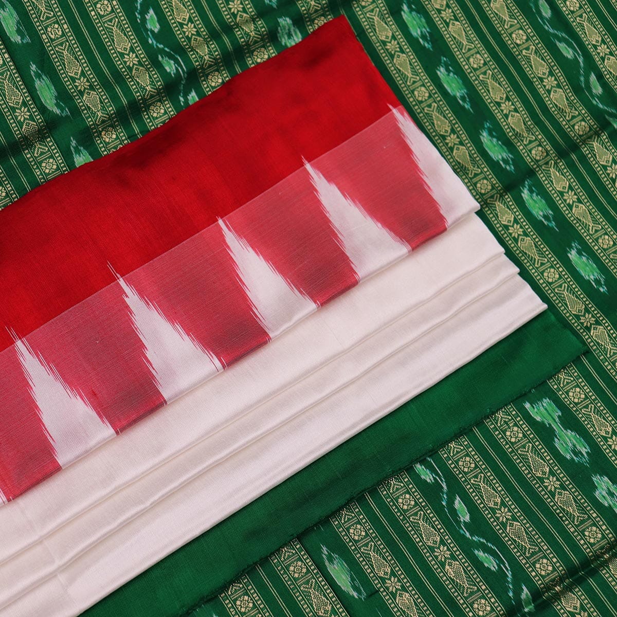 Handloom Sambalpuri Ikkat Silk Saree Handloom Saree_Sambalpuri Silk Priyadarshini Handloom 