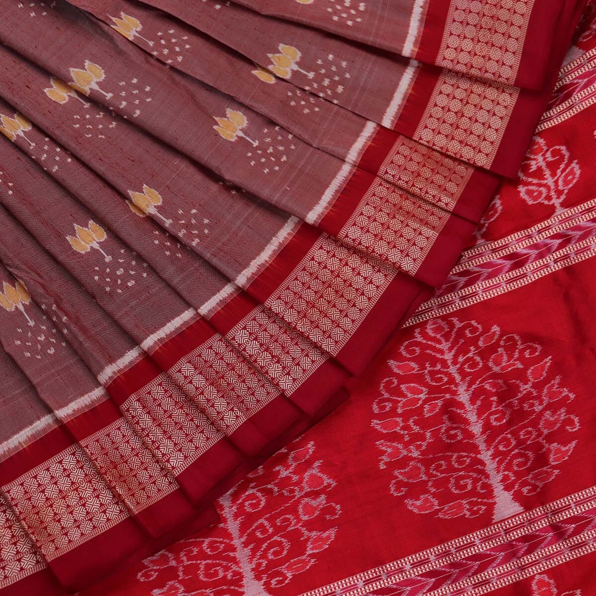 Handloom Sambalpuri Ikkat Silk Saree Handloom Saree_Sambalpuri Silk Priyadarshini Handloom 