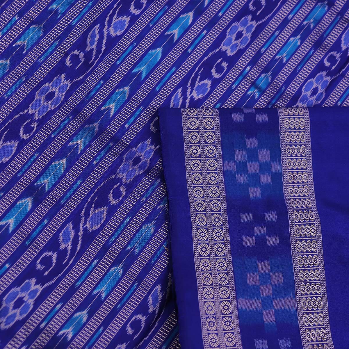 Handloom Sambalpuri Ikkat Silk Saree Handloom Saree_Sambalpuri Silk Priyadarshini Handloom 