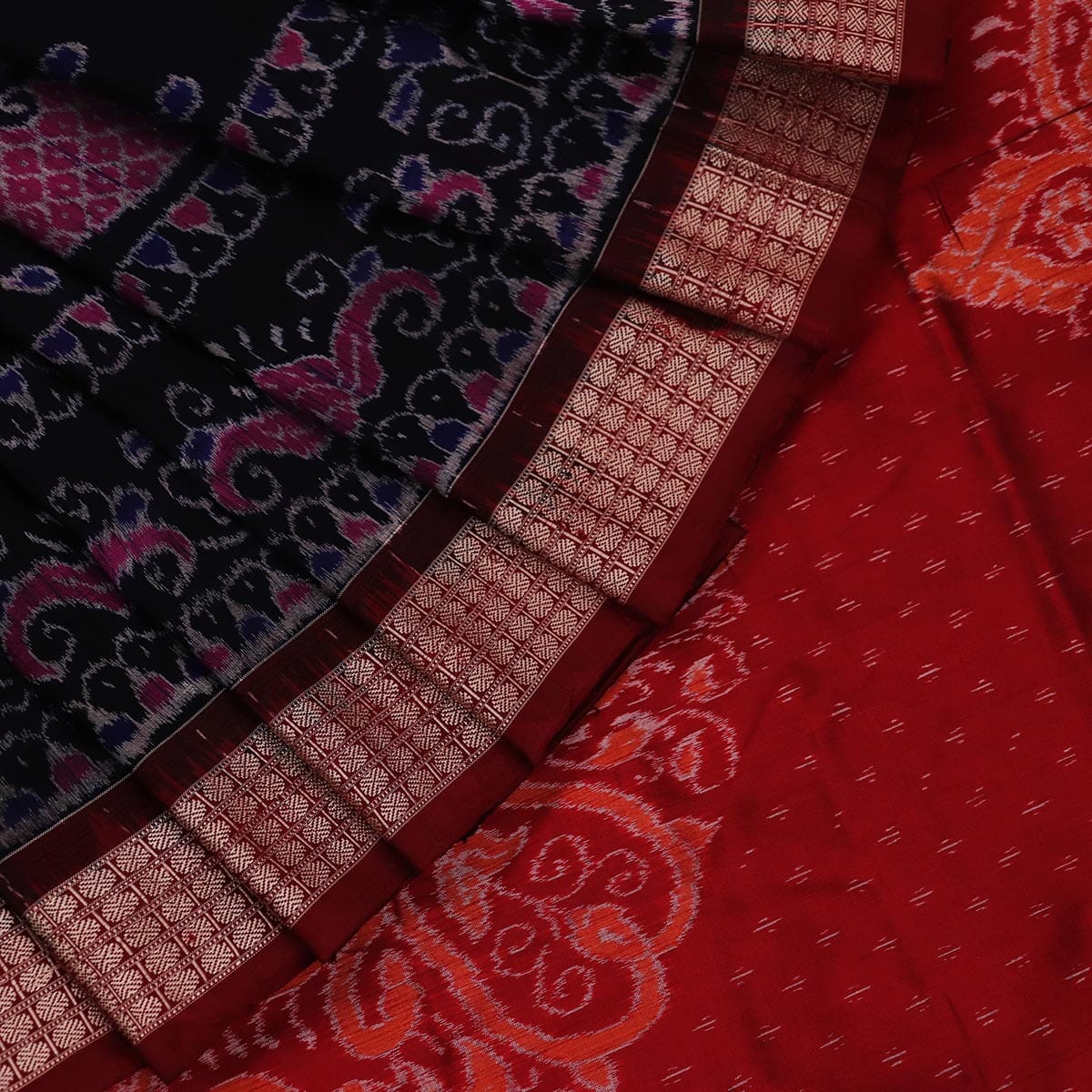 Handloom Sambalpuri Ikkat Silk Saree Handloom Saree_Sambalpuri Silk Priyadarshini Handloom 