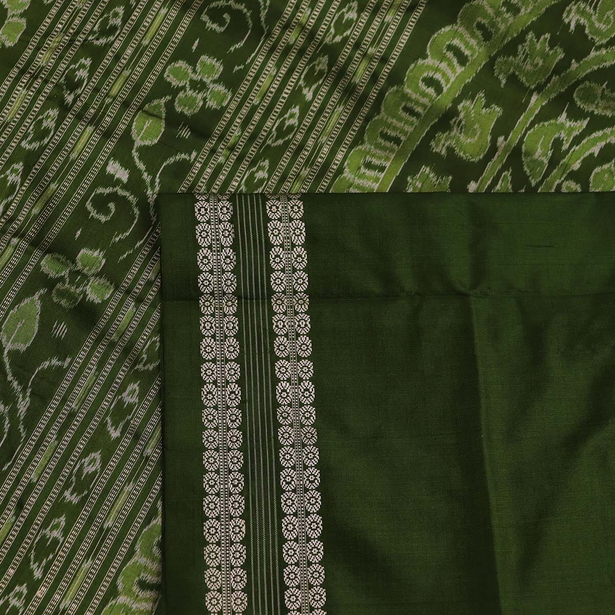 Handloom Sambalpuri Ikkat Silk Saree Handloom Saree_Sambalpuri Silk Priyadarshini Handloom 