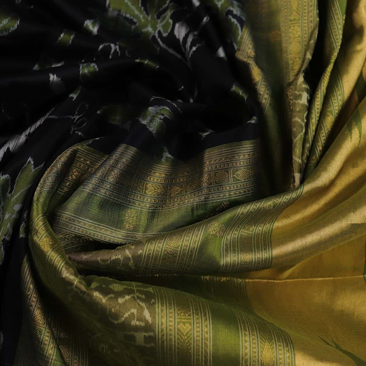 Handloom Sambalpuri Ikkat Silk Saree Handloom Saree_Sambalpuri Silk Priyadarshini Handloom 