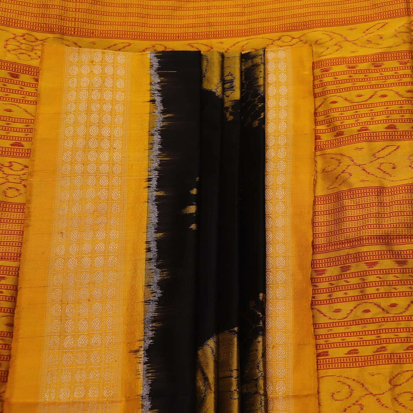 Sambalpuri weave detail