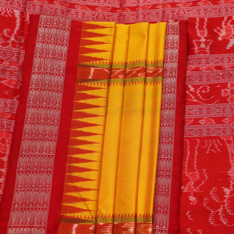 Bomkai weave detail