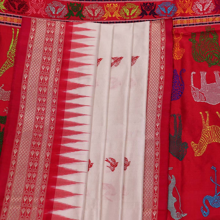 Bomkai detail