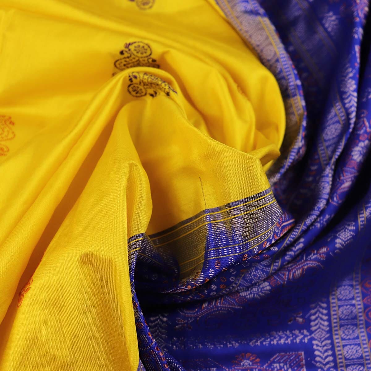 Handloom Silk Bomkai Saree Handloom Saree_Bomkai Silk Priyadarshini Handloom 