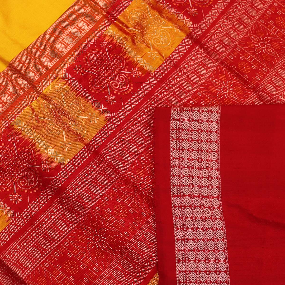 Handloom Silk Bomkai Saree Handloom Saree_Bomkai Silk Priyadarshini Handloom 