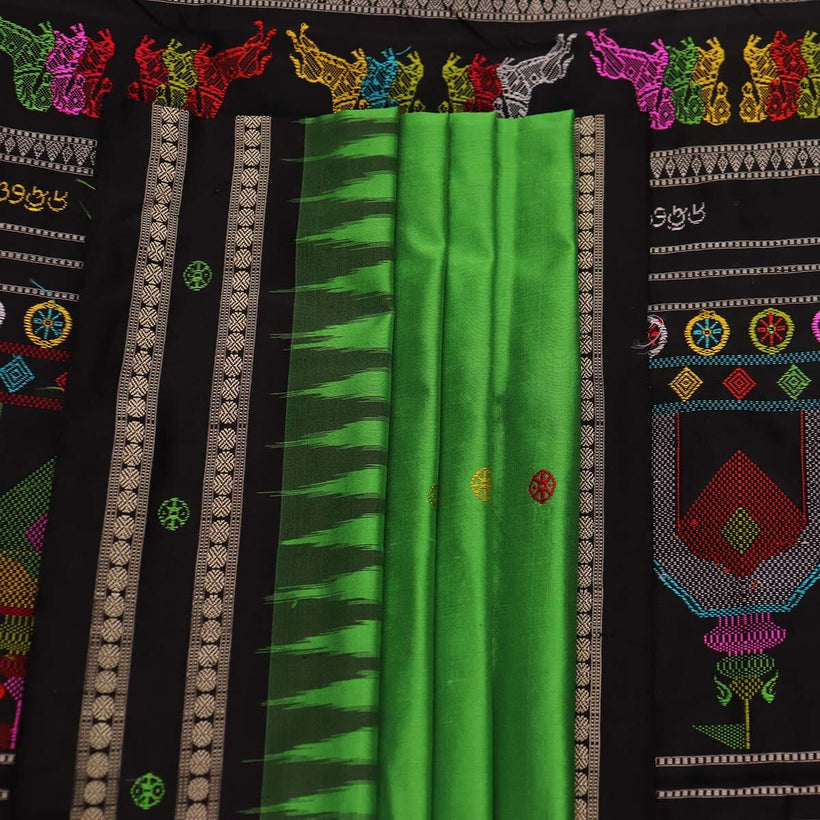 Bomkai weave detail