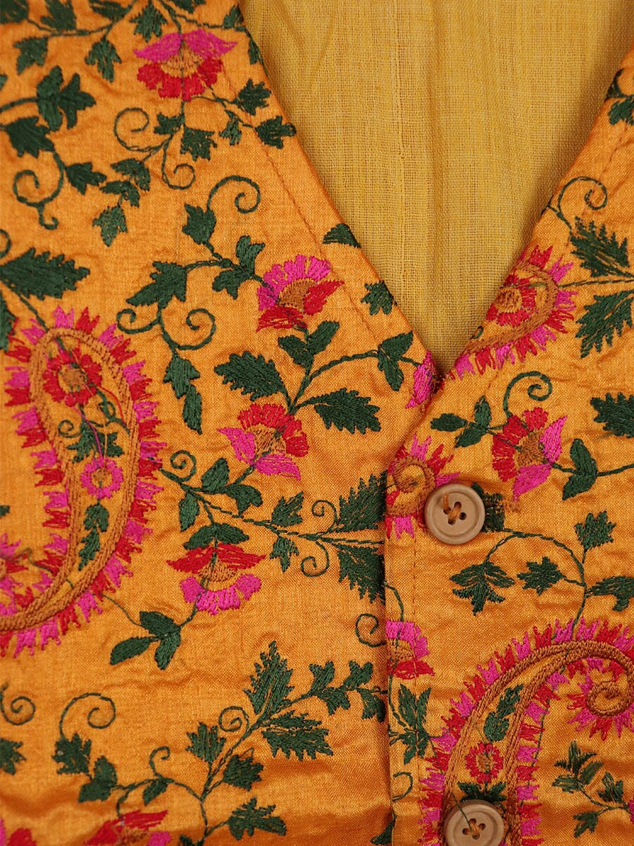 Handwoven Silk Jacket Handloom Jacket_Women Priyadarshini Handloom 